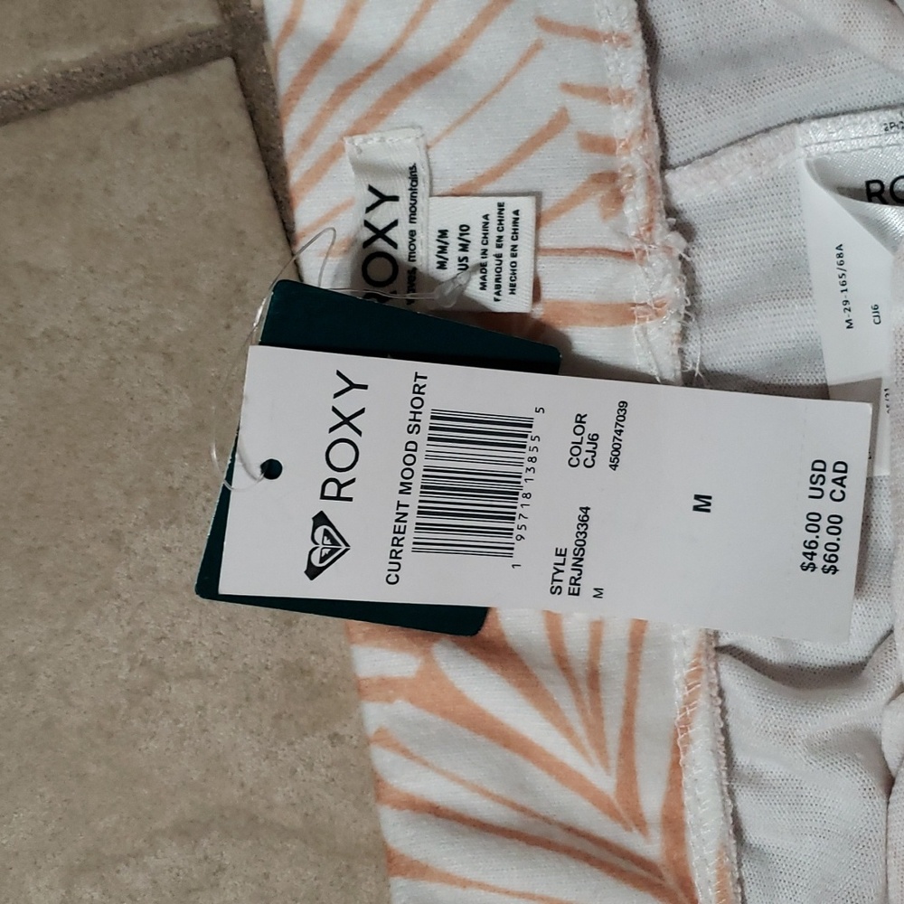 Roxy Current Mood Short- M - Picture 5 of 5